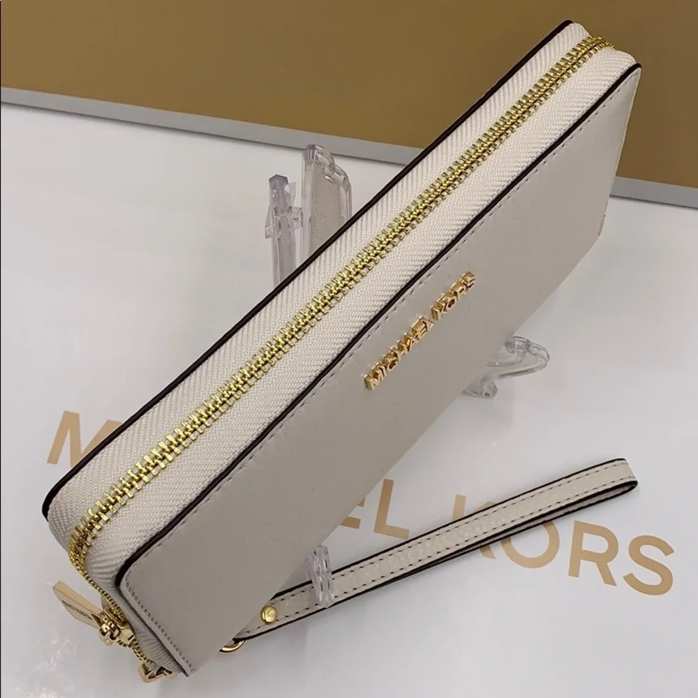 MICHAEL KORS Jet Set Travel Continental Zip Wristlet Wallet Optic White